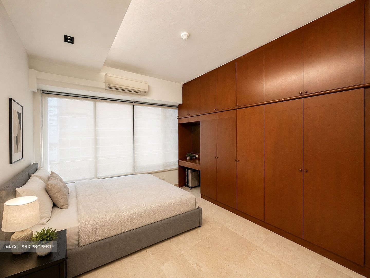 International Plaza (D2), Apartment #597733621